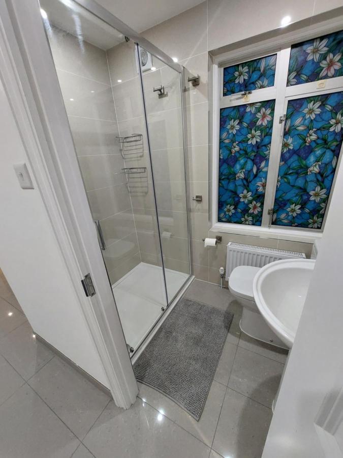 Cosy North Kensington Family Apartment For 4 Persons - Children Stay Free London Exterior photo